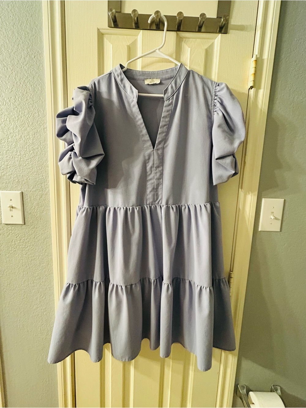 entro Lavender Blue Puff Sleeve Tiered Midi Dress